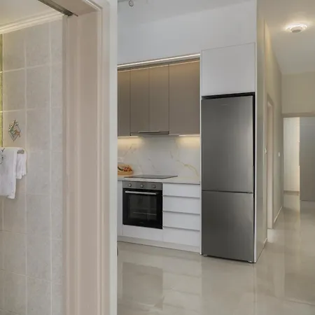 Daire Sugardustapt Elegant Retreat 150m From The Sea Hanya