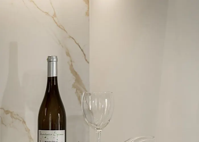 Sugardustapt Elegant Retreat 150m From The Sea Апартаменты